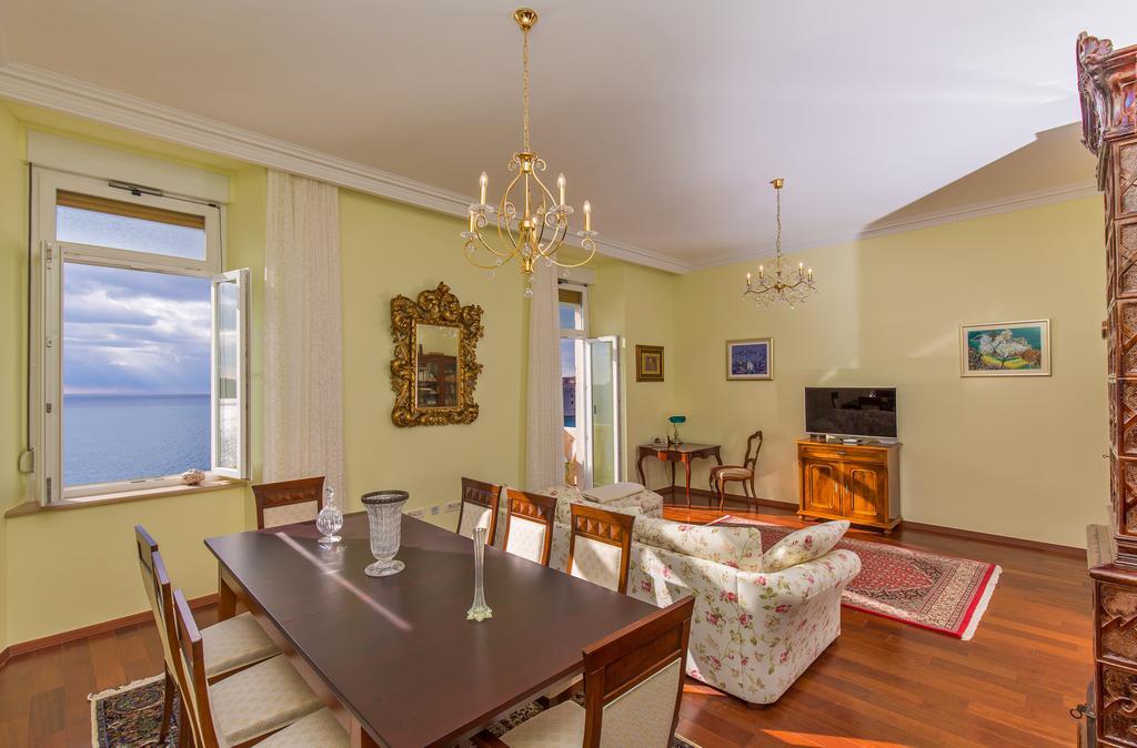 Luxury Seafront Apartment Banje Dubrovnik Eksteriør billede