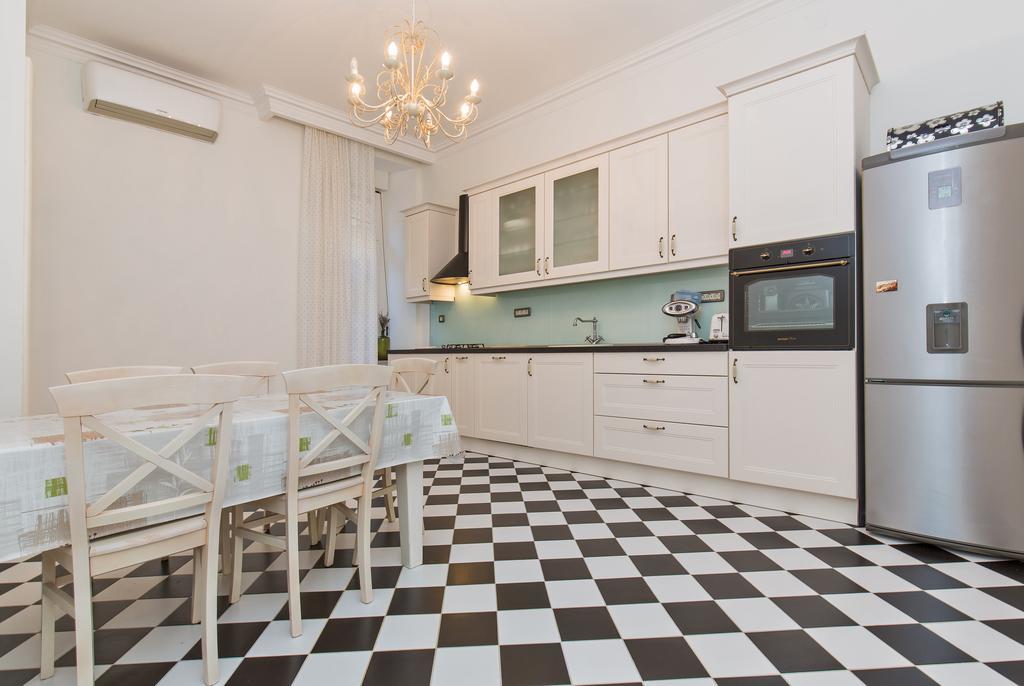 Luxury Seafront Apartment Banje Dubrovnik Eksteriør billede