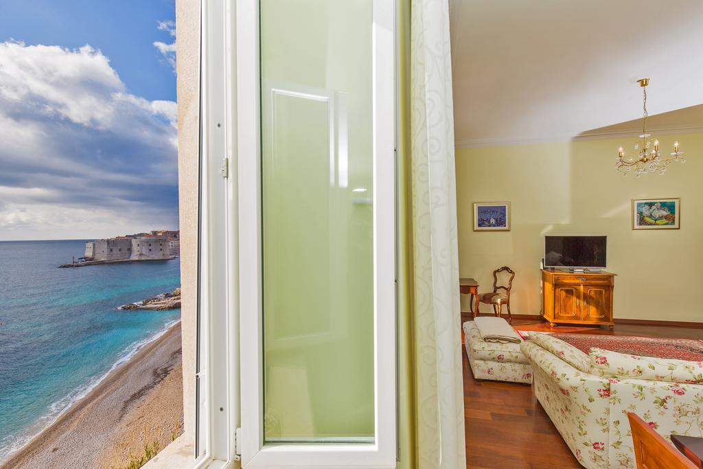 Luxury Seafront Apartment Banje Dubrovnik Eksteriør billede