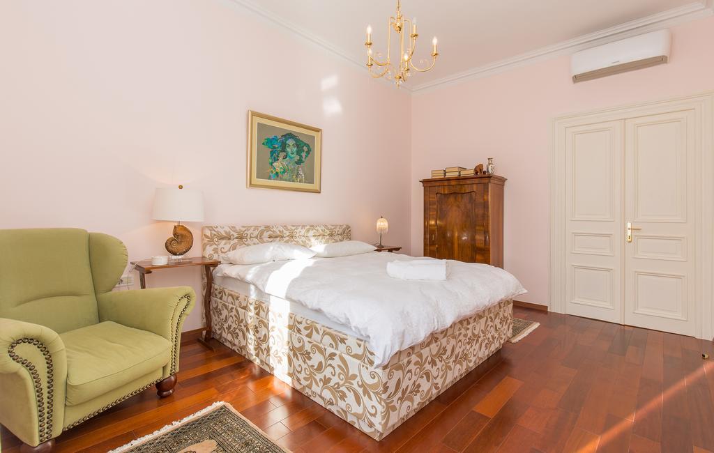 Luxury Seafront Apartment Banje Dubrovnik Eksteriør billede