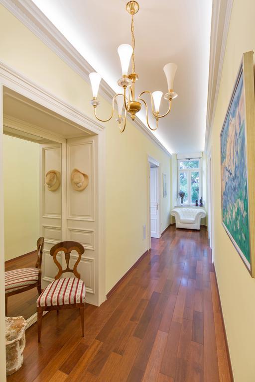 Luxury Seafront Apartment Banje Dubrovnik Eksteriør billede
